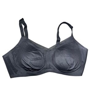 Elegant Black Seamless Bra